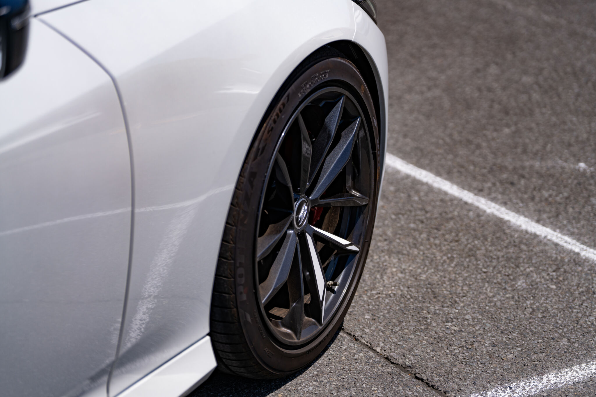 ホイールデザインデカールの施工写真 4