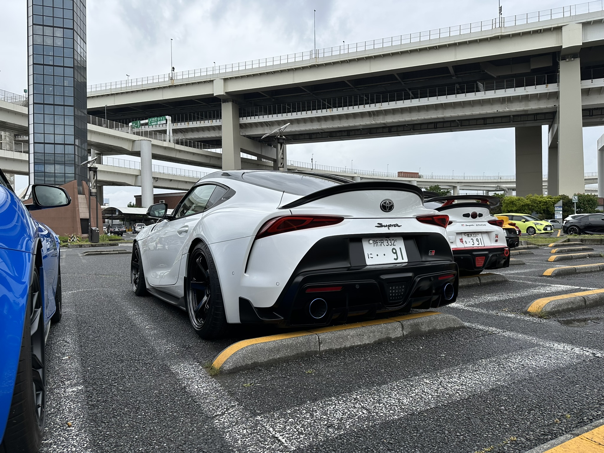 GR SUPRA BLACK DIVIDE 施工写真 12