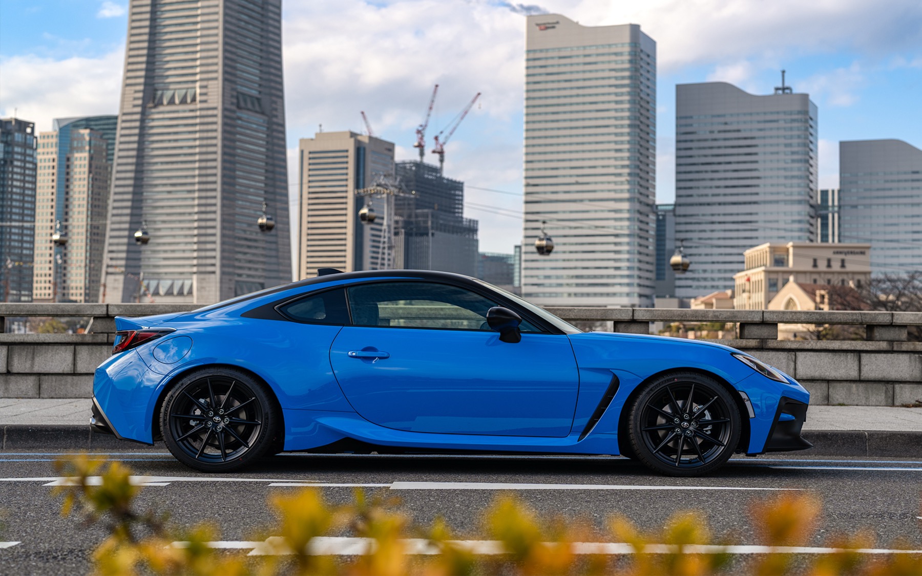 GR86 / BRZ の BLACK DIVIDE