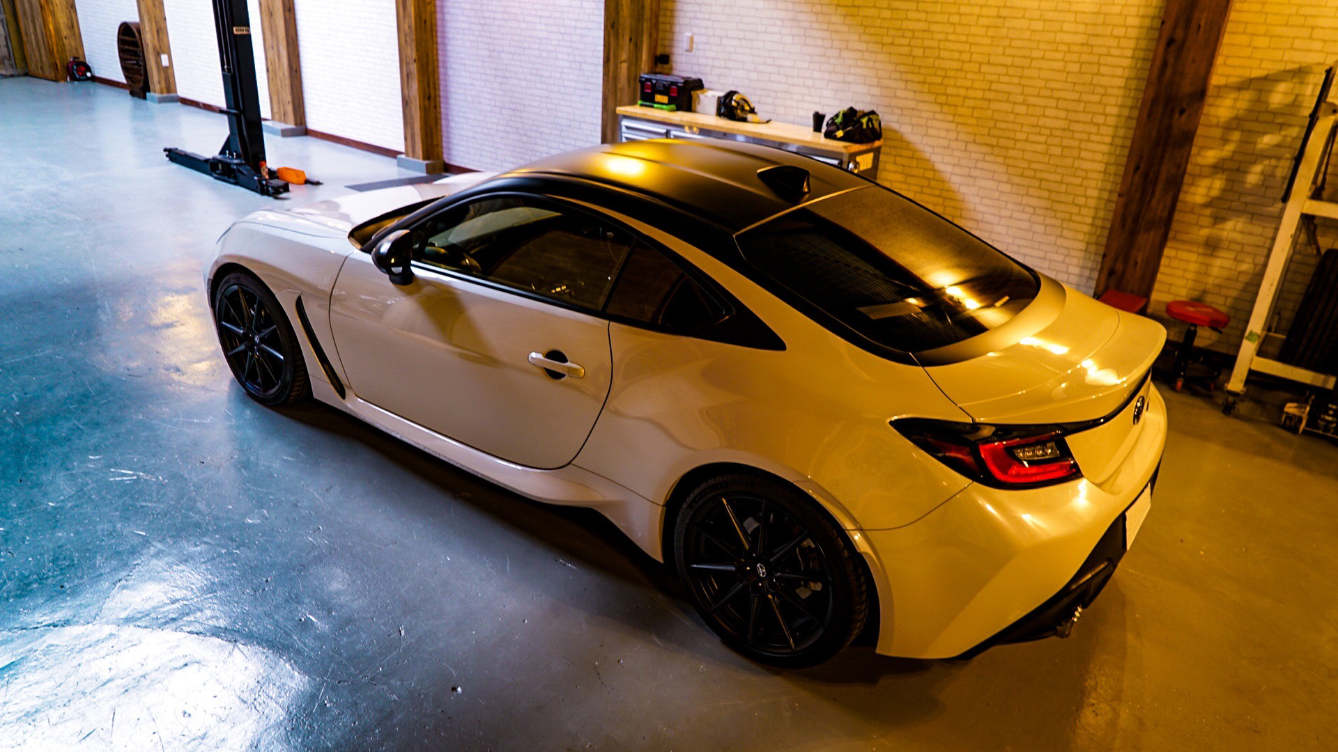 GR86 / BRZ BLACK DIVIDE 施工写真