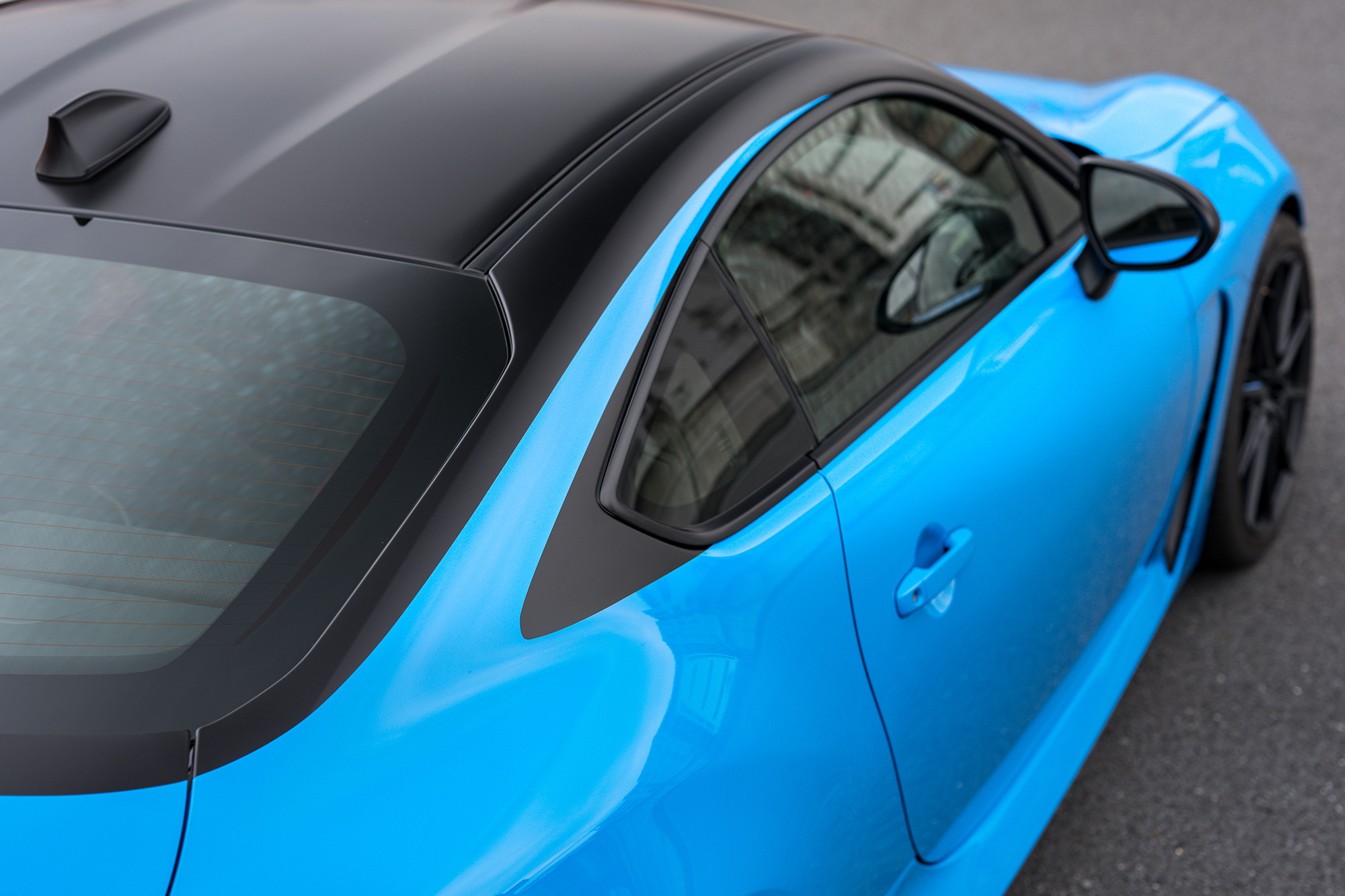 GR86 / BRZ BLACK DIVIDE 施工写真