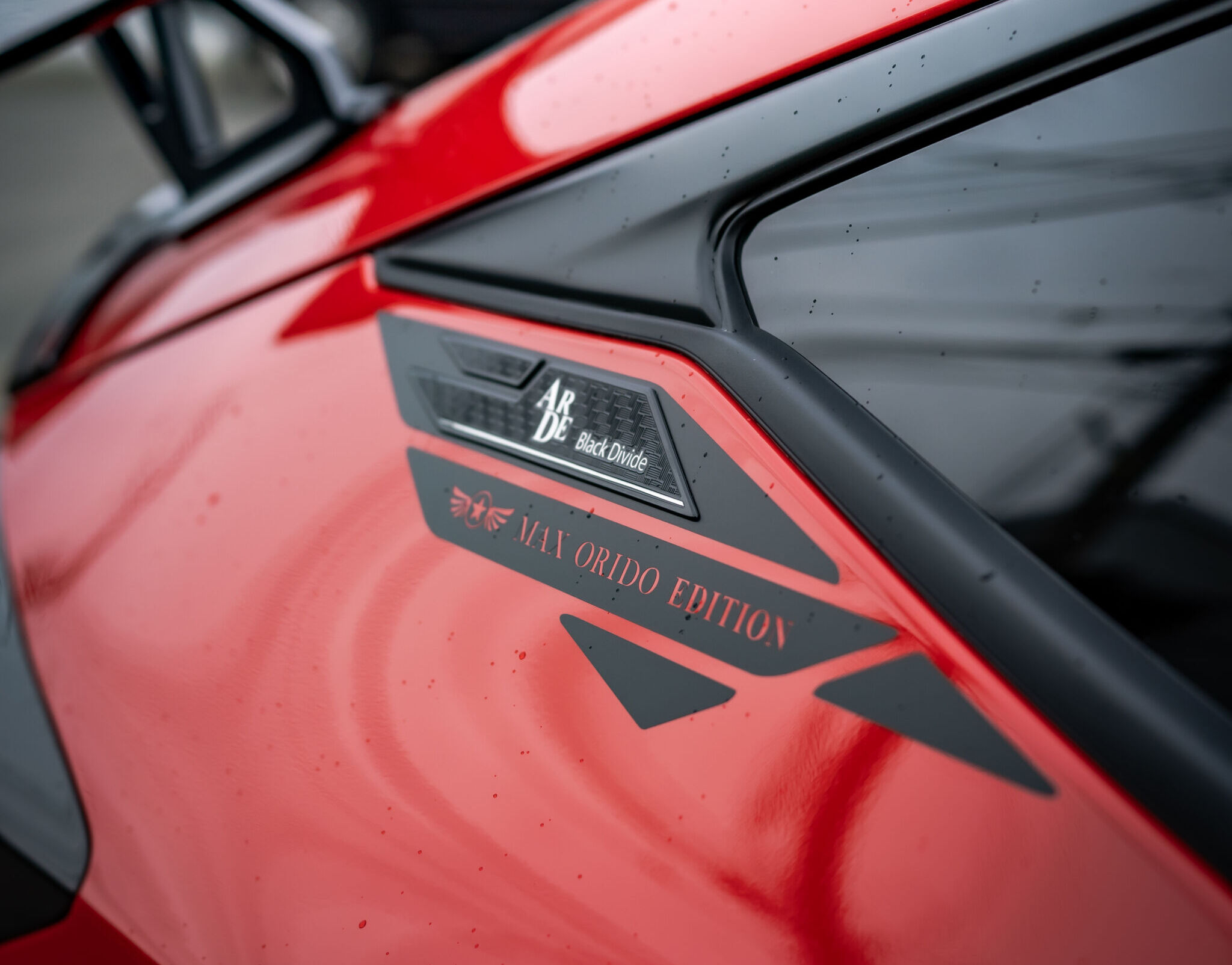 HONDA CIVIC TYPE-R FL5 BLACK DIVIDE 施工写真